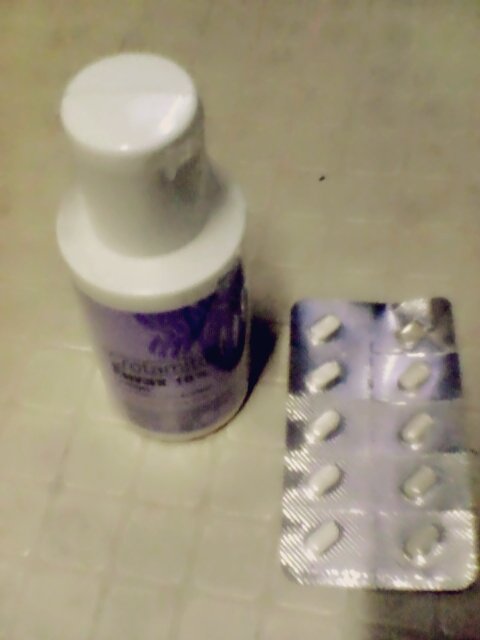 hydroZEphalus's tweet photo. Tignan ko lang kung hindi ka pa mawalang allergy ka. https://t.co/X9sbT8npCE