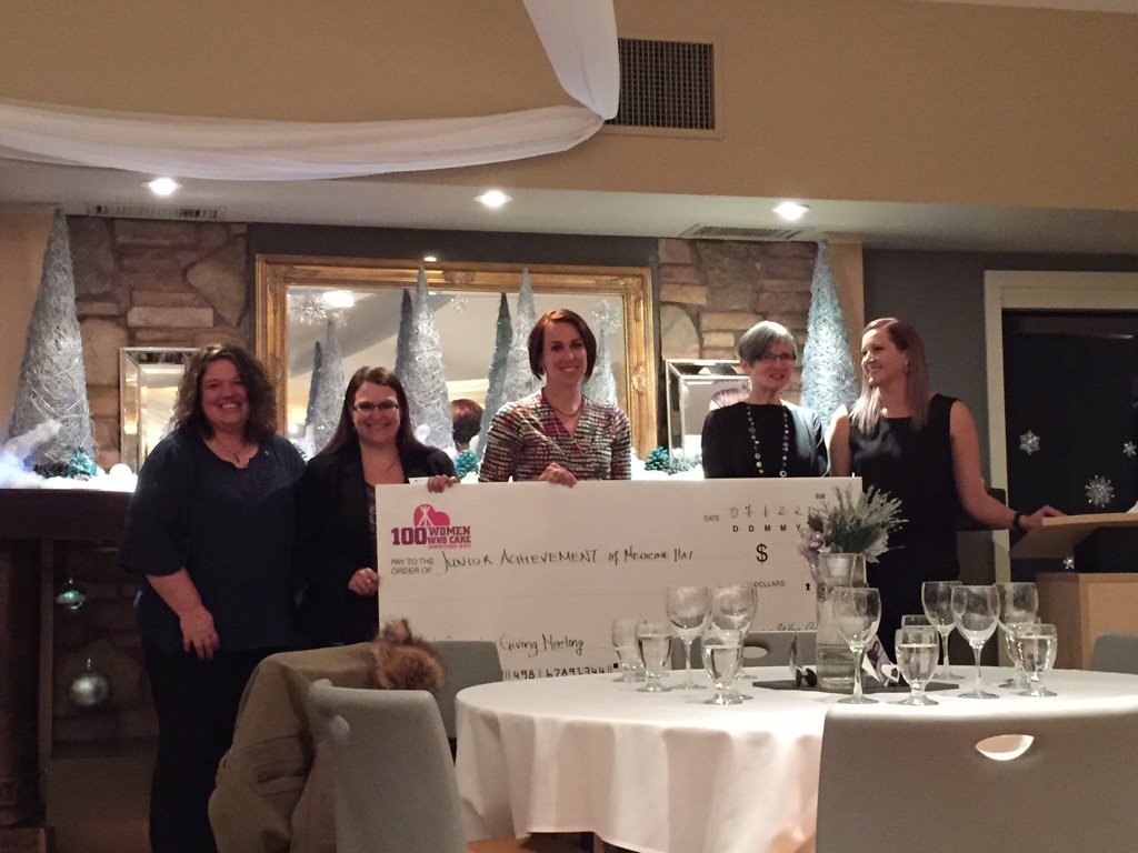 JA_MedHat's tweet photo. Thanks @100_WWCmedhat for choosing to support JA programs in Med Hat schools! https://t.co/M9vlUhXZPf