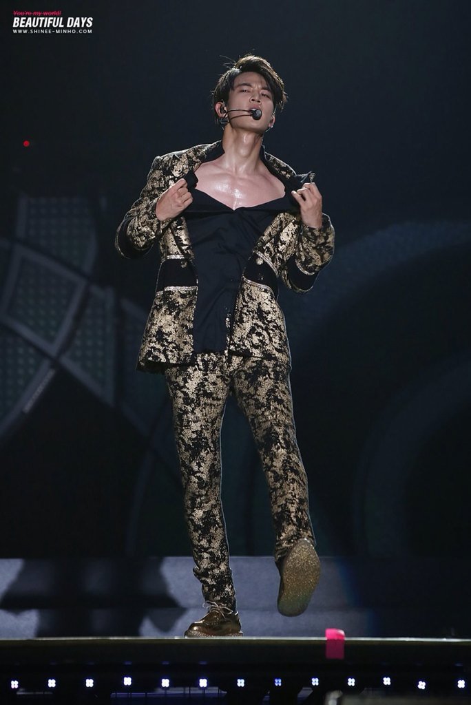  happy blessed birthday our flaming charisma Choi Minho      keep your abs well lol 