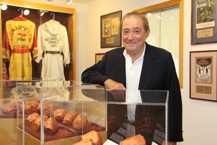 Happy birthday to promoter and 1999 Hall of Fame Inductee Bob Arum! 