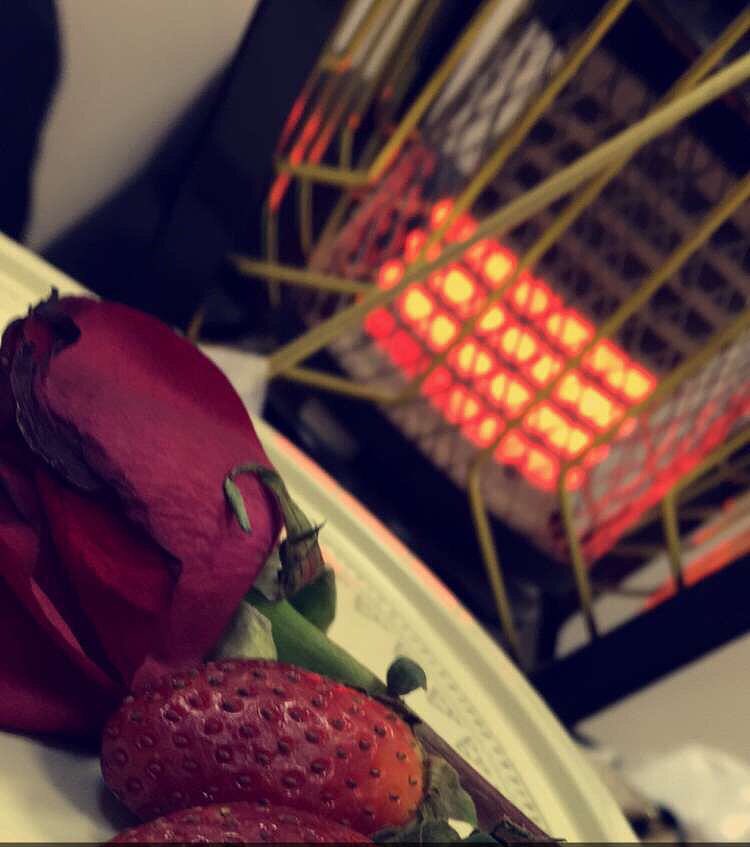 Nnn___100's tweet photo. أعشق اللحظة معاك 💕
#قروب_همس_النصر_للدعم 
#قروب_الزير_سالم_للدعم 
#قروب_هقاوي_للدعم 
#نجم_برقا_للدعم_والرتويت https://t.co/ftqMiEgjKZ
