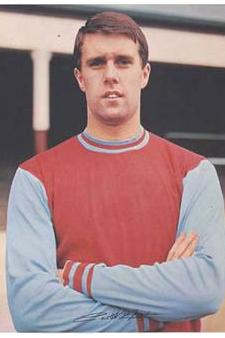  & legend Geoff Hurst turns 74 today, happy birthday to England\s world cup winning hero. 