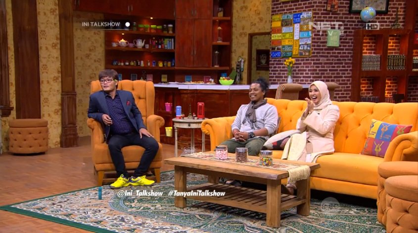 Sudah hadir jg nih tamu kita berikutnya, ada <a href="/Bellaudyaa/">Laudya Cynthia bella</a> di <a href="/Ini_Talkshow/">Ini_Talkshow</a>