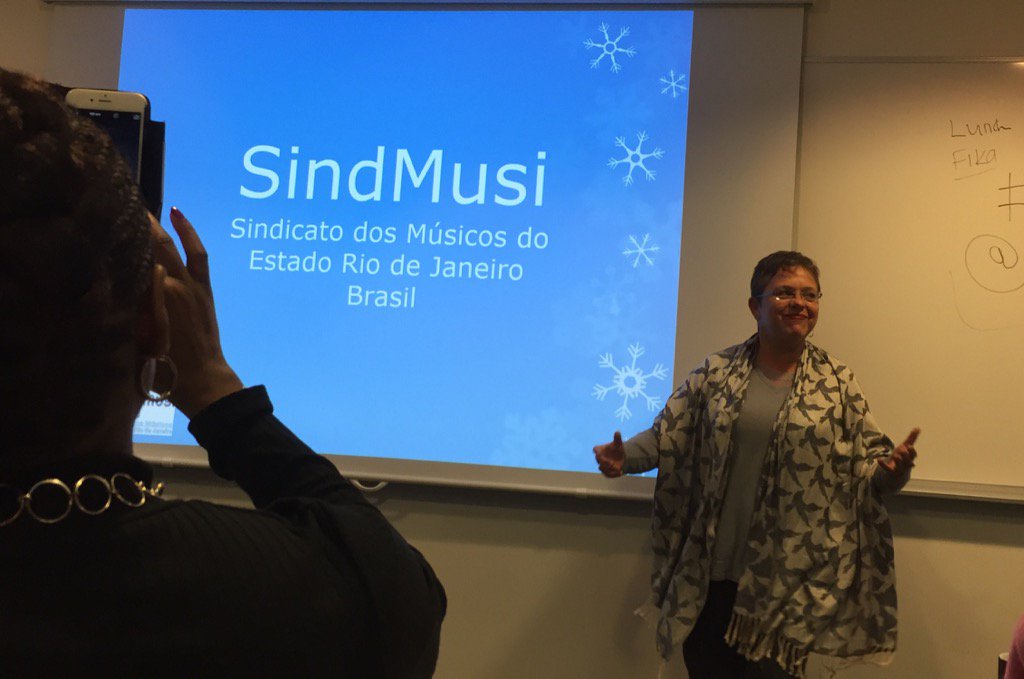 qvarsell's tweet image. #intcon Deborah från SindMusi (Musikerförbundet i Rio de Janeiro, Brasilien)