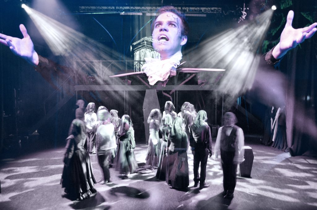 TooaPenny's tweet photo. Excited to work with @LCMLive again after the last three productions.
#TheFutureIsBright :) https://t.co/Eo6We1iP7k
