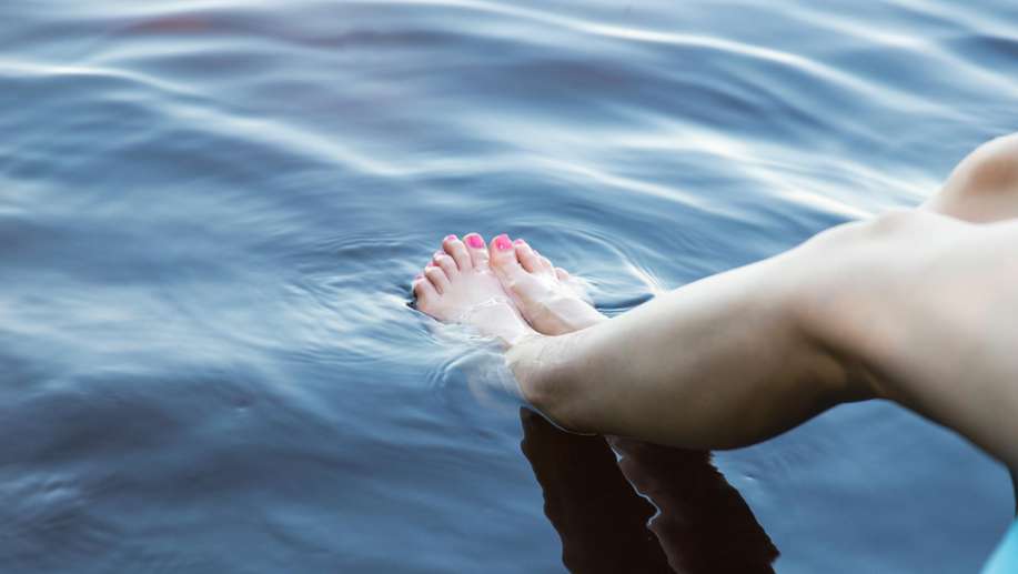 Rendam Kaki dengan Air Dingin Juga Bisa Bantu Redakan Migrain? de.tk/6gCK0V