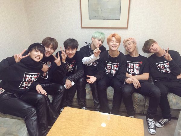 ミュージック BTS 1st JAPAN SHOW CASE BTS | FIRST JAPAN SHOWCASE - YouTube