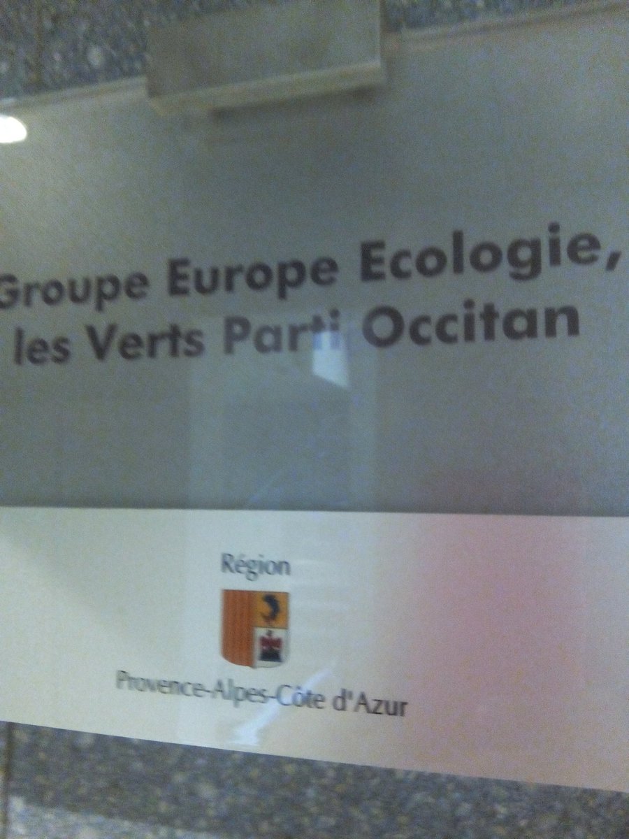 MiVincent83's tweet photo. Les plaques du Conseil Régional #paca qui vont devenir collector ...
#MerciPourToutLeTravailFait https://t.co/NmbmNhWmLh