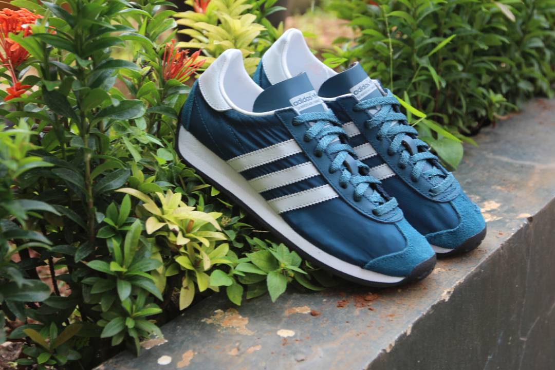 Adidas Country
Size 36
600rb
BBM 5417864C

Up <a href="/FS_80cs/">FAMILY 3STRIPES</a> <a href="/KRLCloth/">IG : KRLCloth</a> <a href="/OemahshopMGL/">ganif_prasetya</a> @alvaro_matthew <a href="/Twenreeber/">TWNRBR store</a>