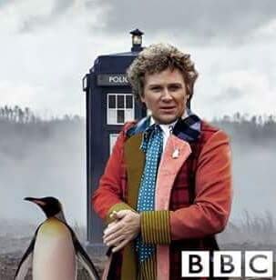 AussieComicGeek's tweet photo. I would watch this :) @SawbonesHex #SixthDoctor #Penguin #DoctorWho https://t.co/uqGB86SJKi
