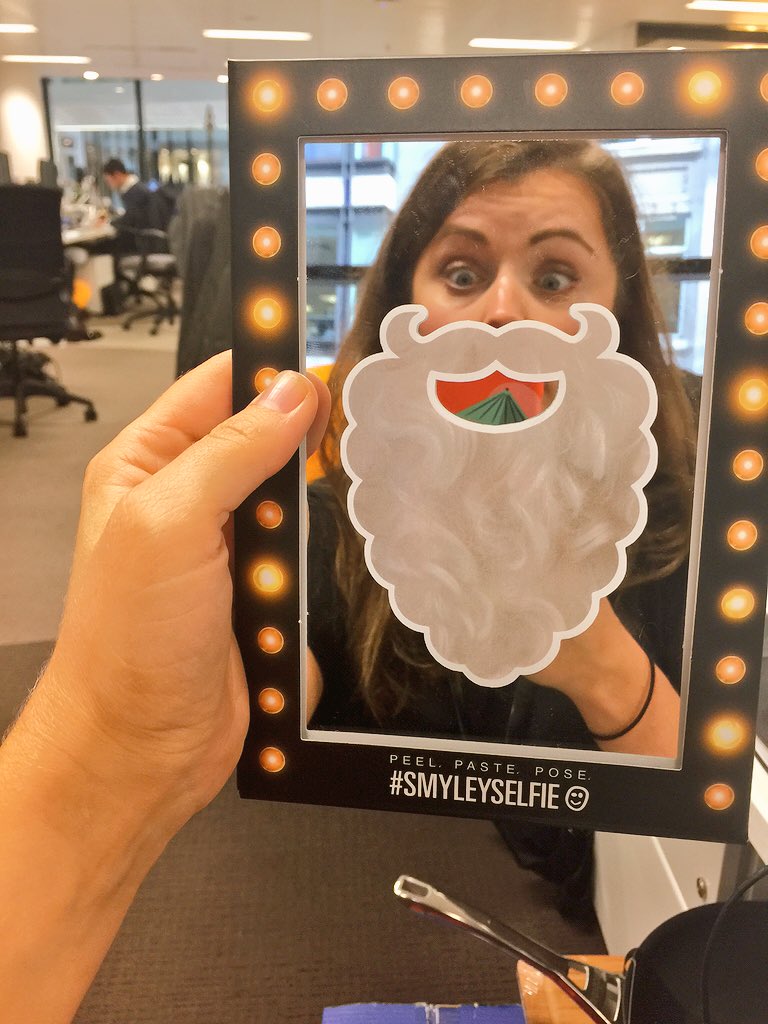 helenium's tweet photo. @SmyleCreative thanks for the pressie! It took a minute to figure out, but here's my #smyleyselfie!!!! https://t.co/xtLjxIIh5M
