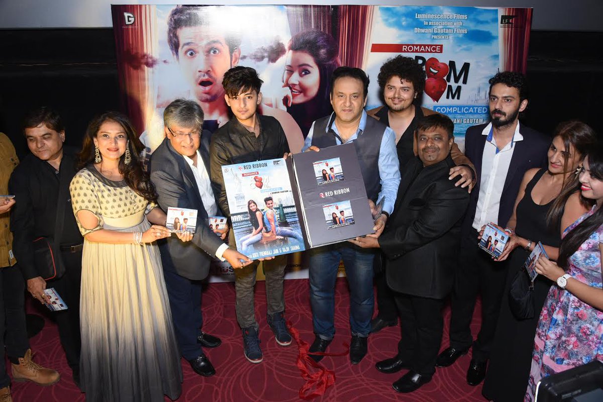 Gujarat films Theatrical trailer, Music album launched DeshGujarat