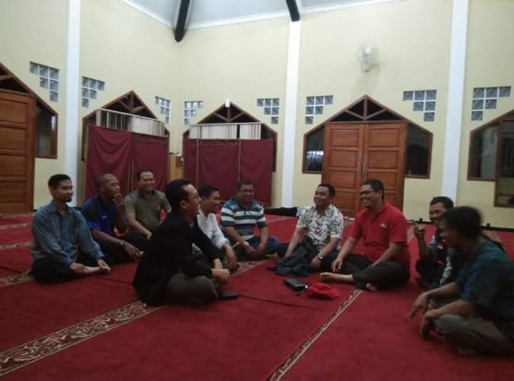 Totong_Suparman's tweet photo. Sareung kang @YudiWidiana...  Semoga esok Kemenangan akan datang. https://t.co/usaSPqEalp