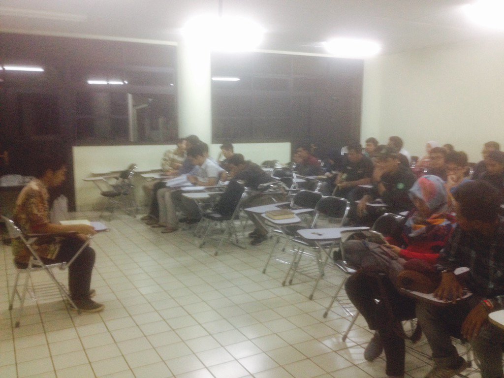IMMAM_BOGOR's tweet photo. Dengan mengucapkan Bismillahirahmannirrahim..... Dengan ini pelantikan IMMAM_BOGOR 2015-2016 akan dibuka.... https://t.co/o3uHm5naCw