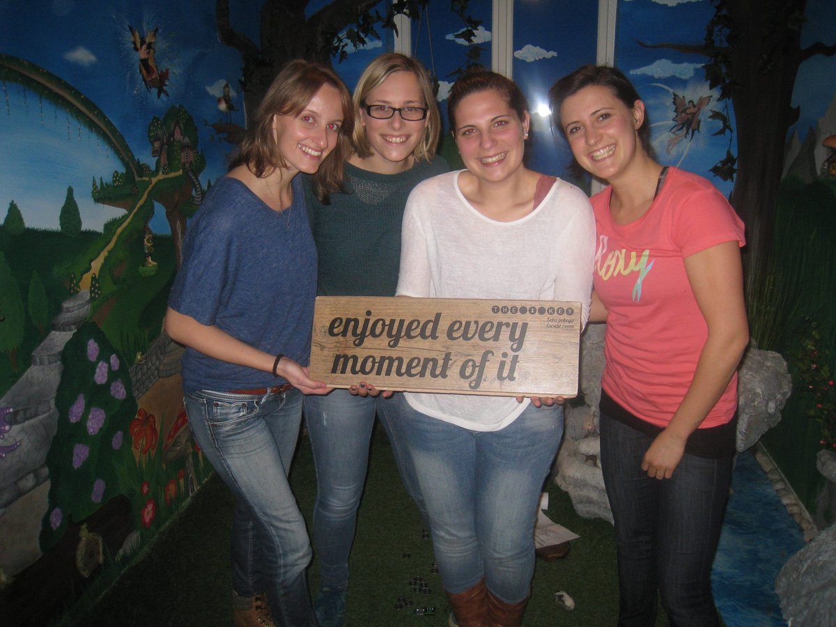 TheKeyEscape's tweet photo. Group of friends had a great time in our Wonderland! Congratulations, girls, you rock! #TheKeyEscapeRoom https://t.co/OalNWh9qbu