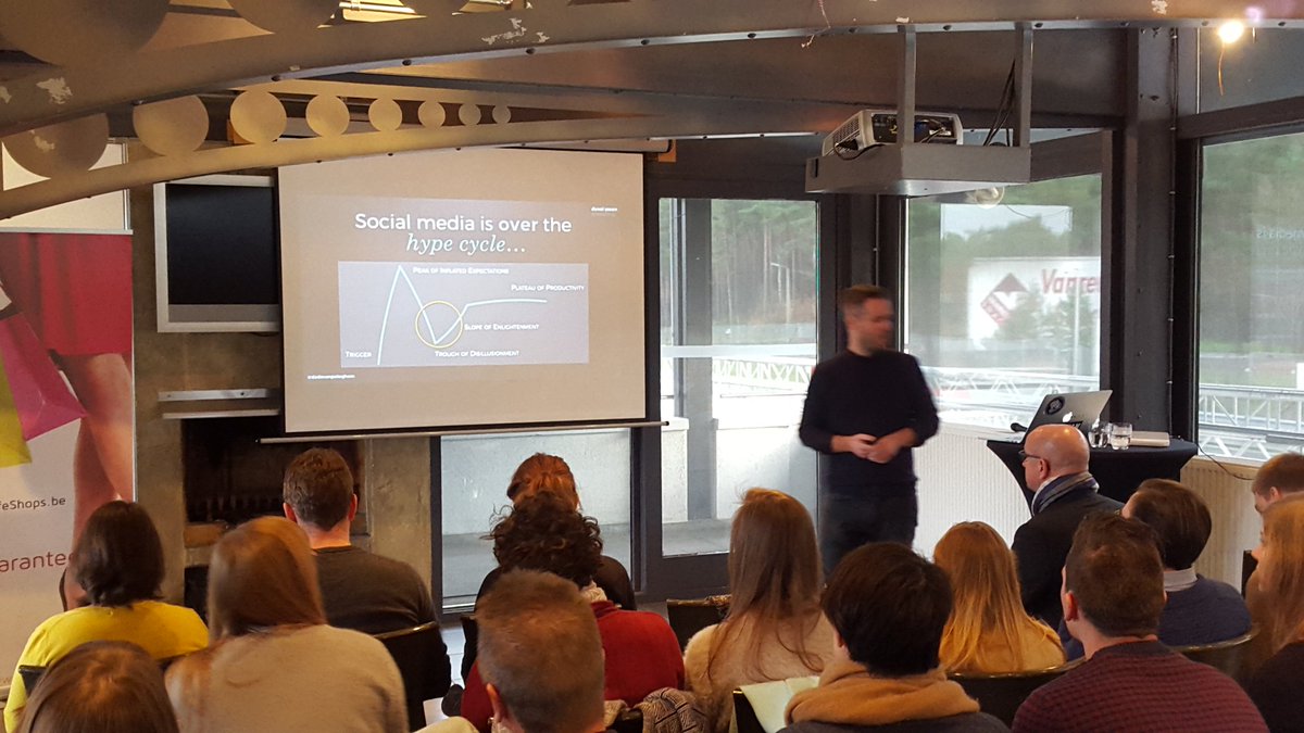 Going the extra mile on social media door <a href="/dadovanpeteghem/">dado</a> #smdayBE