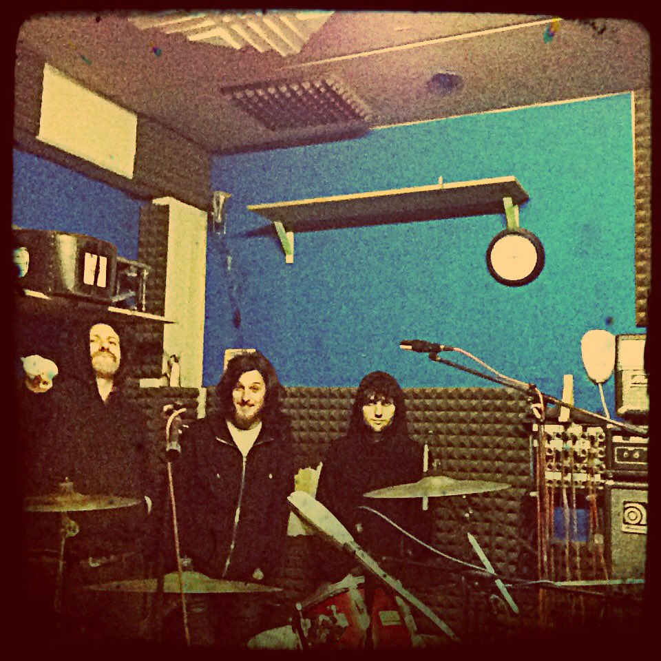 in studio recording new stuff <a href="/HEAVYPSYCHSOUND/">HEAVY PSYCH SOUNDS</a> @HeavyReportNews <a href="/PurpleSagePR/">Purple Sage PR</a> @hptaskmaster <a href="/bluespilz/">Jens Heide</a>