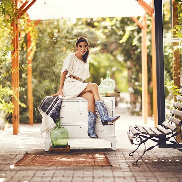 SendraBoots's tweet photo. Happiness is this: a sunny day wearing your Sendra Boots.
#sendra #sendraboots #highqualit… https://t.co/JFKMvdHE6O https://t.co/rlpT2JVw8Z