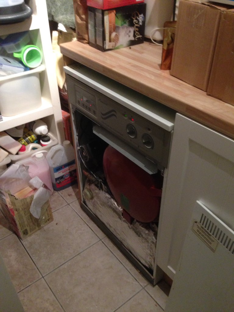 Successful leak detection today, had everyone stumped for weeks, boiler leaking from behind, thermal camera found it