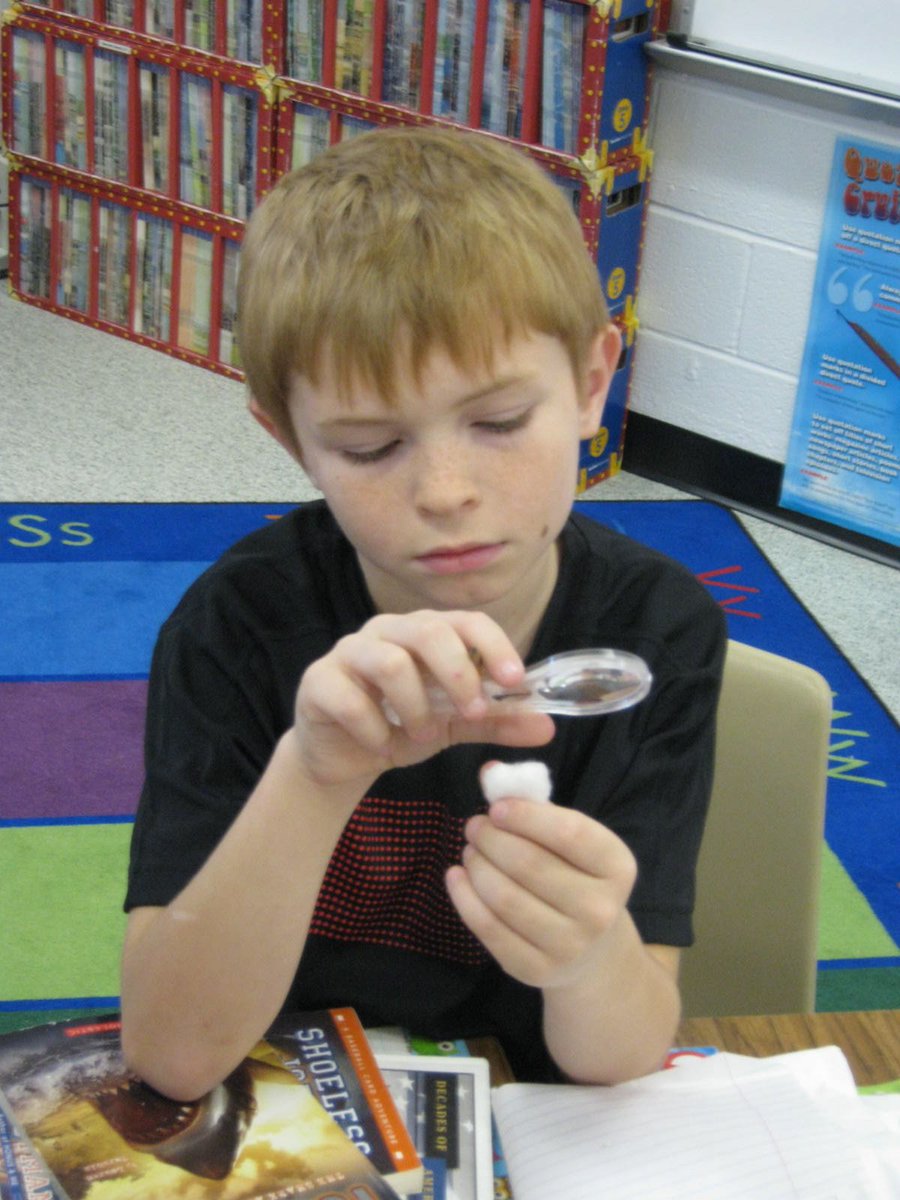hcpss_wfes's tweet photo. #Magnifying_Matter
#5th_grade https://t.co/7u2tGEXw81