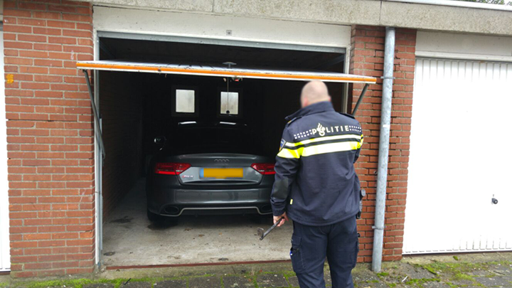 In samenwerking met <a href="/POL_Apeldoorn/">Politie Basisteam Apeldoorn</a> en @tracernl een gestolen Audi RS5 veiliggesteld. Zie: bit.ly/1HBBeu0