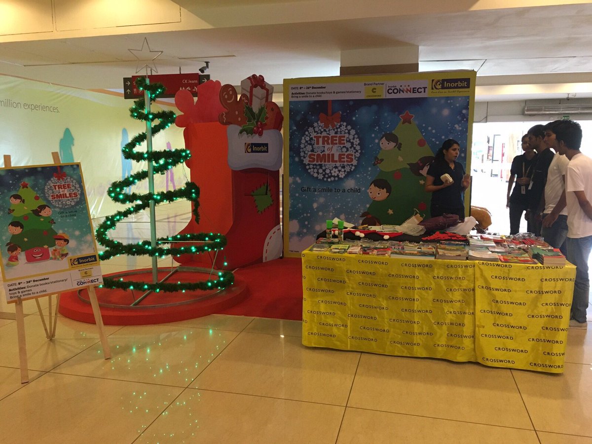 InorbitMall's tweet photo. Experience the Joy of Gifting with #TreeOfSmiles at #Malad with @crossword_book from 8th to 24th Dec, 2015 https://t.co/ErO0aSjhkk