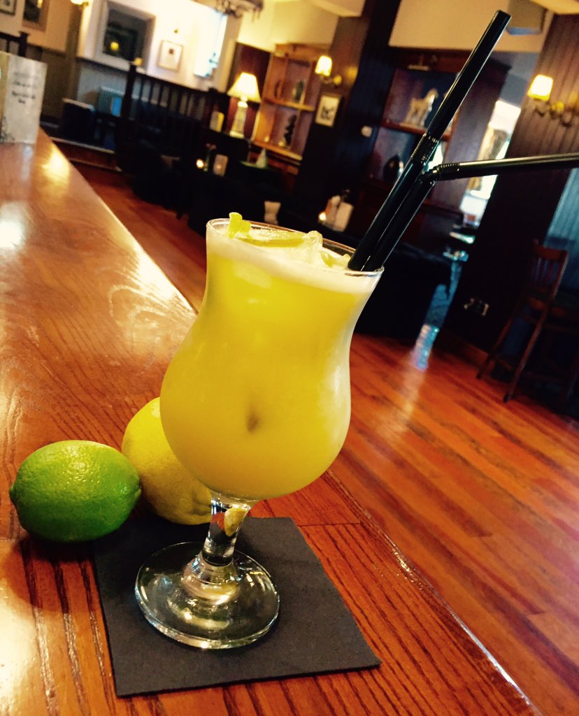 LockKeeperBar's tweet photo. Get ready for Christmas with the Melon Ball cocktail! 2 for £8 all this week! @chestertweetsuk @TasteCheshire https://t.co/GBy2QlRMLs