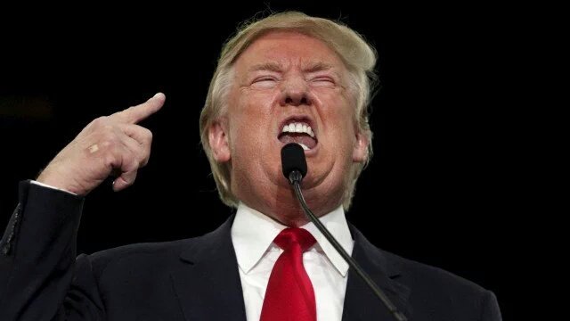 ElvysRodriguez8's tweet photo. @realDonaldTrump pide prohibir la entrada a #EEUU de todos los musulmanes #NotiNY #Racista https://t.co/vUaLxyPp9z https://t.co/oHN75JgTsv