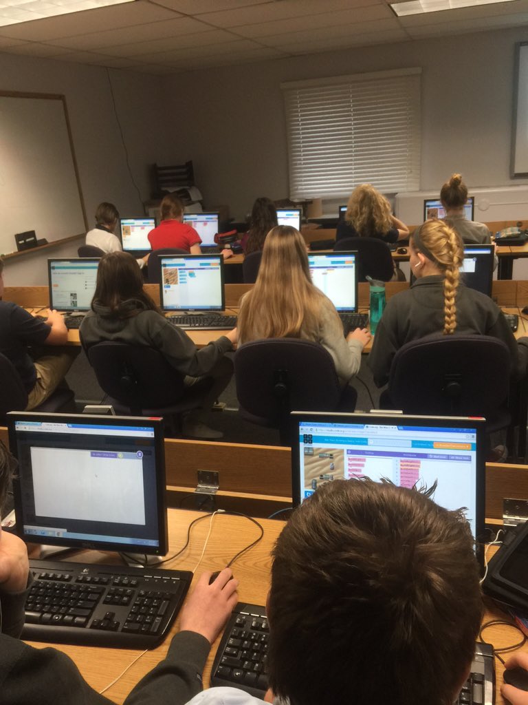 ceich11's tweet image. Teaching Ss how to code using a starwars game....I get paid for this?! #HourOfCode #CodeIowa