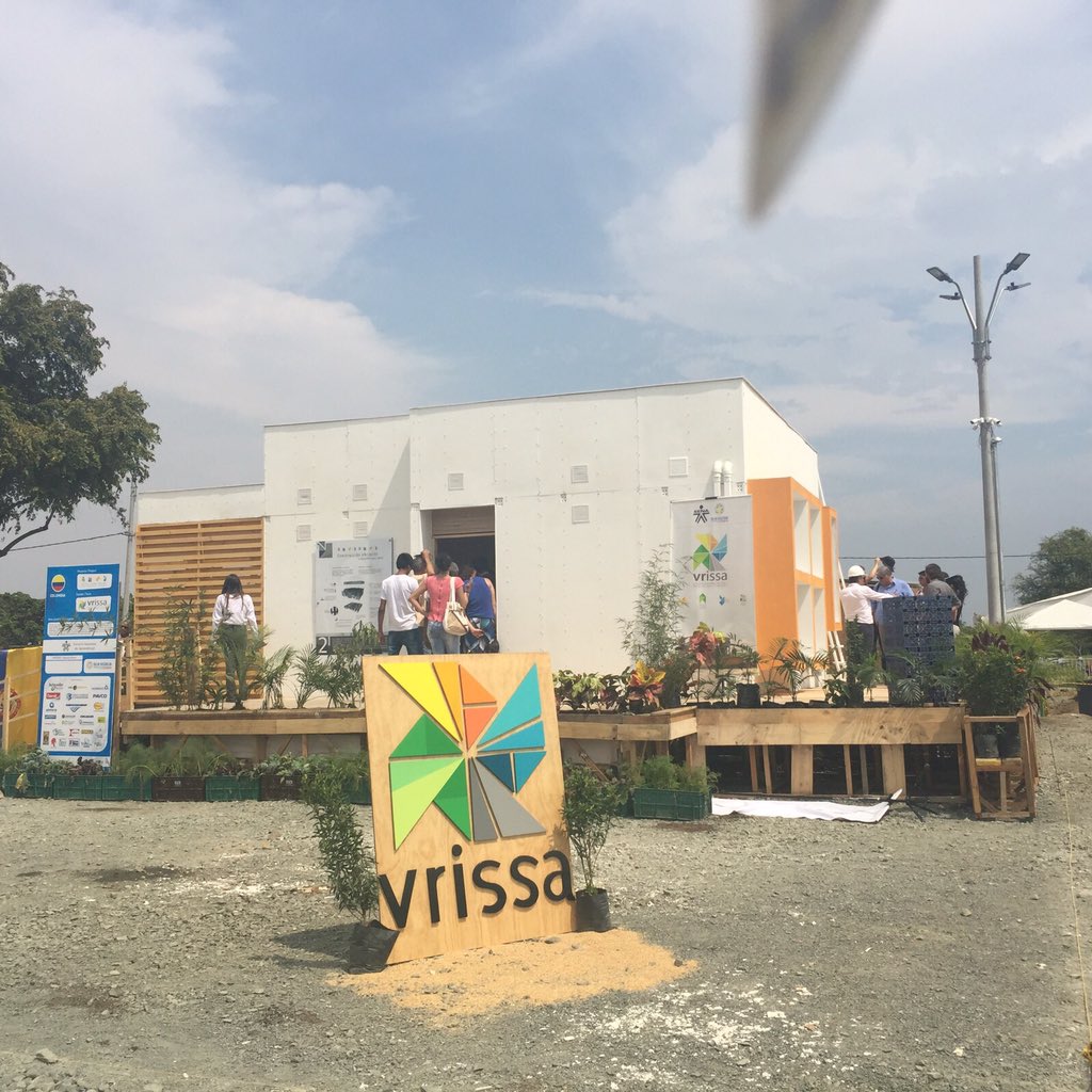 alfonsoprada's tweet photo. @cferaso @MinMinas @SolarDLAC Vice, ahí encuentra la vivienda #SENA #VRISSA Integral Social Sostenible y Amigable https://t.co/G3TctTMmjx