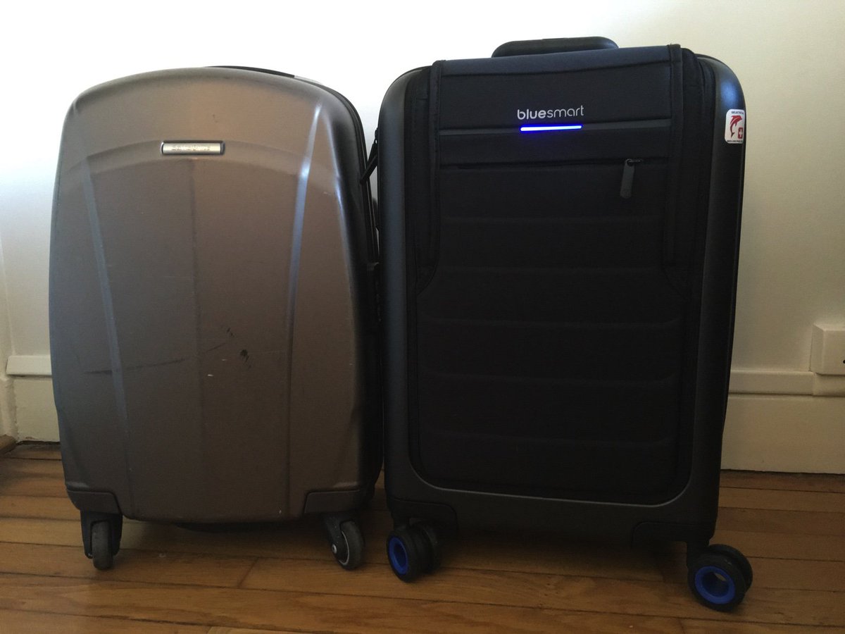 ProjectDOLPHIN's tweet photo. #smart or #nonsmart Luggage ? We made our choice ;-) @bluesmart https://t.co/rgfBtHzUwR
