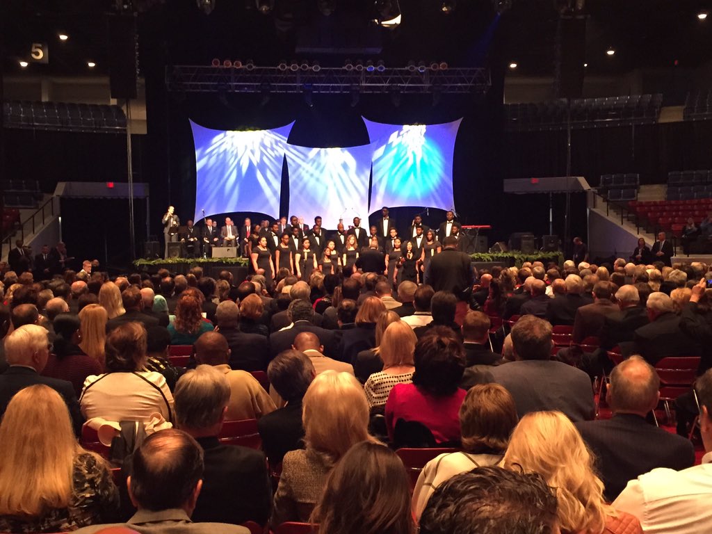 GovBevin's tweet image. Began the day with worship and fellowship. #WeAreKentucky @MattBevin