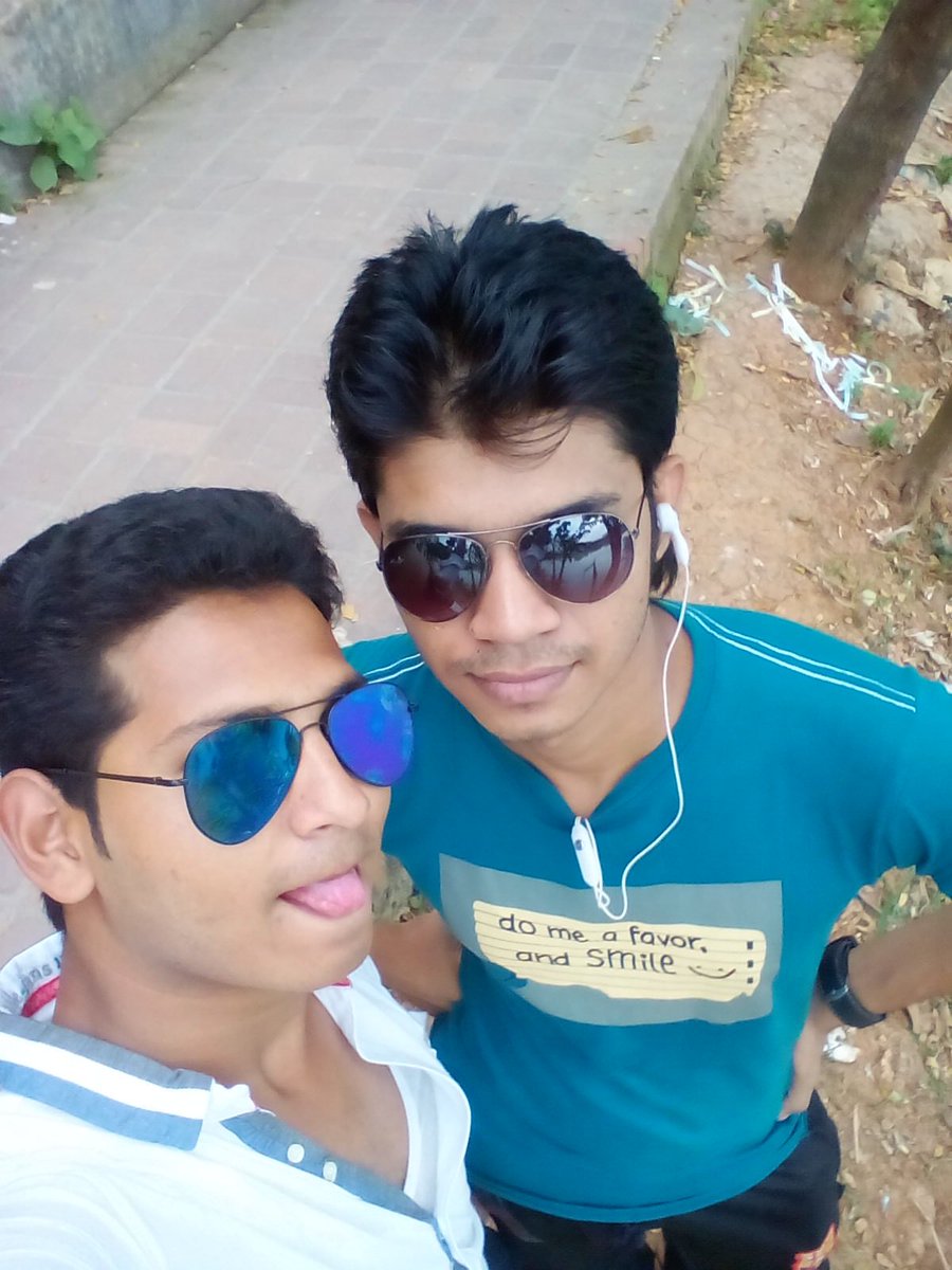 54bfab6901d3402's tweet photo. #Lol...
#WiDZzz Frnd...
#Feellings Funny.... https://t.co/tceTG926vm