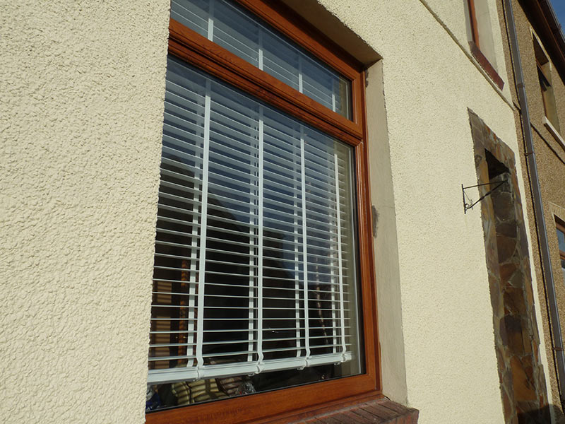 HomestyleCymru's tweet photo. Mrs Every in Llanelli has her brand new Double Glazed A+10 Rated Windows and Doors in Golden Oak and Stunning Porch. https://t.co/xQ9f1BuVht