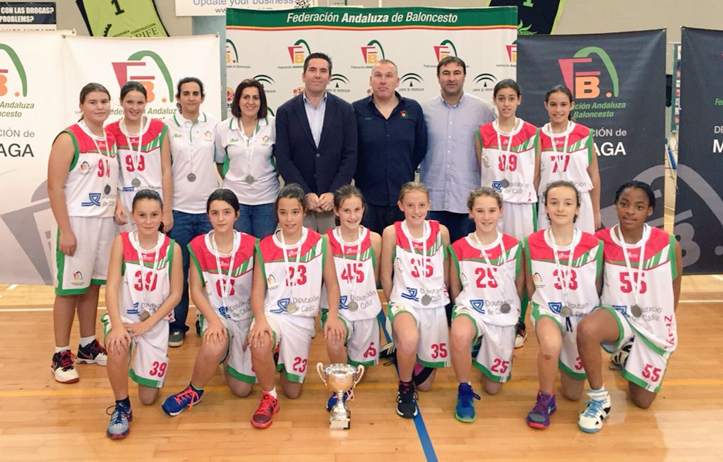 fabcadiz's tweet photo. Plata para la Selección FAB Cádiz Mini Fem en Estepona #CADEBA15 https://t.co/hHaYMZq2Ip