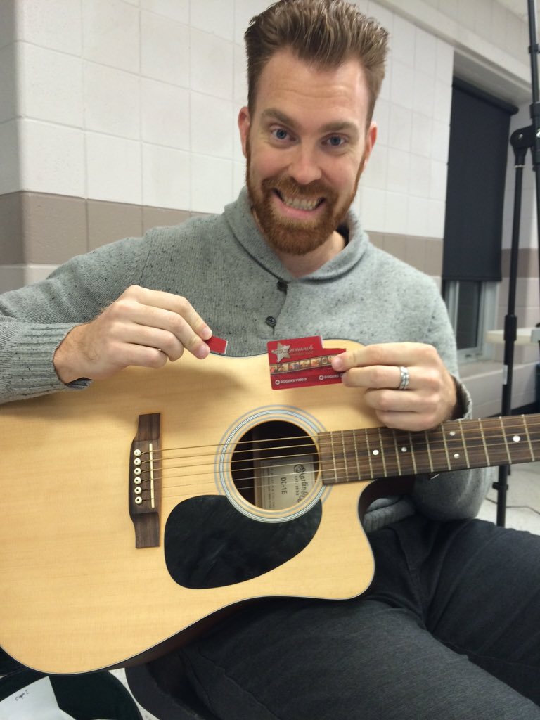 bethechase's tweet photo. #ThatMomentWhen you don't have a guitar pick &amp; have to make your own. @tomimcintosh custom designs out soon! https://t.co/lHT6c2byFt
