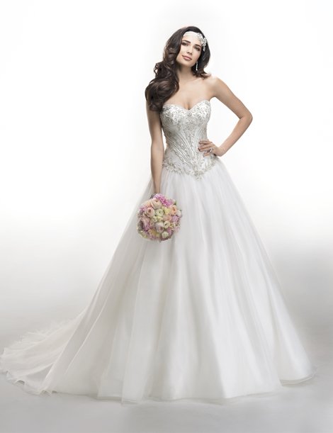 bruidssalon's tweet photo. Op zoek naar de perfecte #trouwjurk? Zoek niet langer, kom naar het #Maggie #Sottero #Event! https://t.co/FVek72UGDg https://t.co/CcWgls6qjD