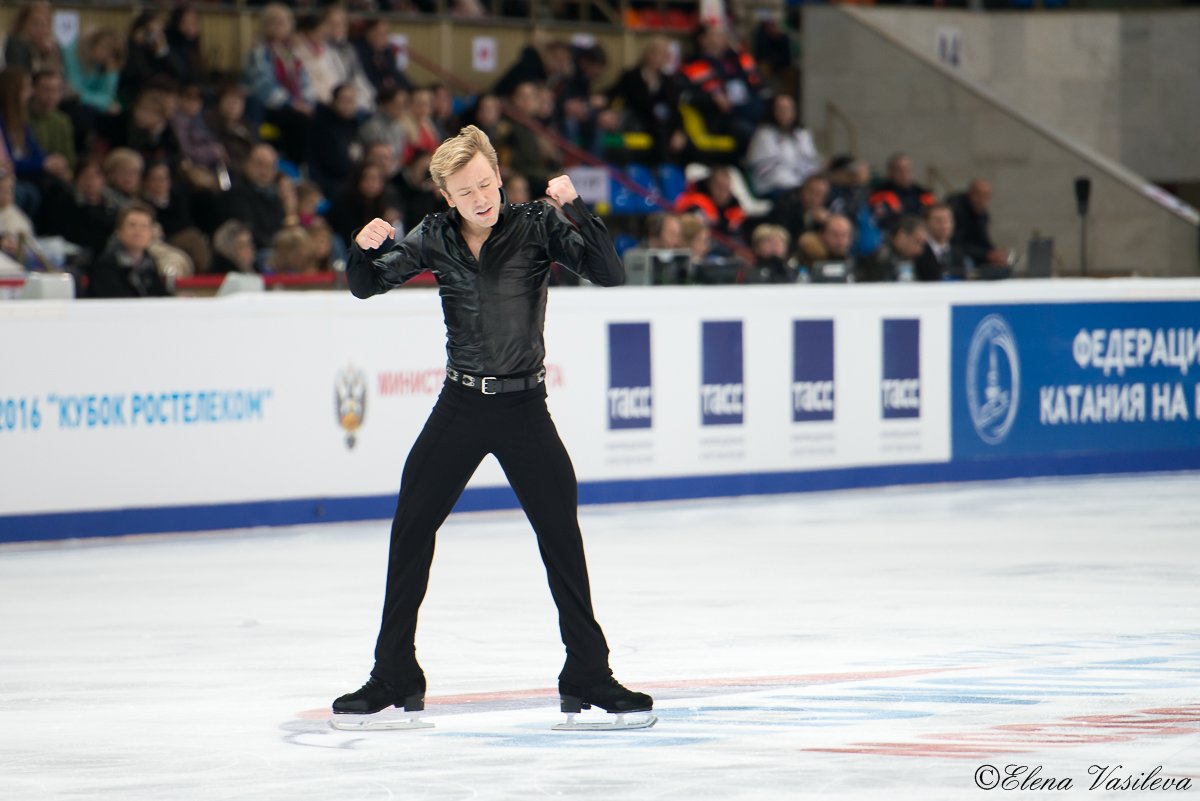 Elle_Velle's tweet photo. Rostelecom Cup 2015 - Men event: https://t.co/E1HJXqJfN0 #cor15 https://t.co/1eXz9YUEy3