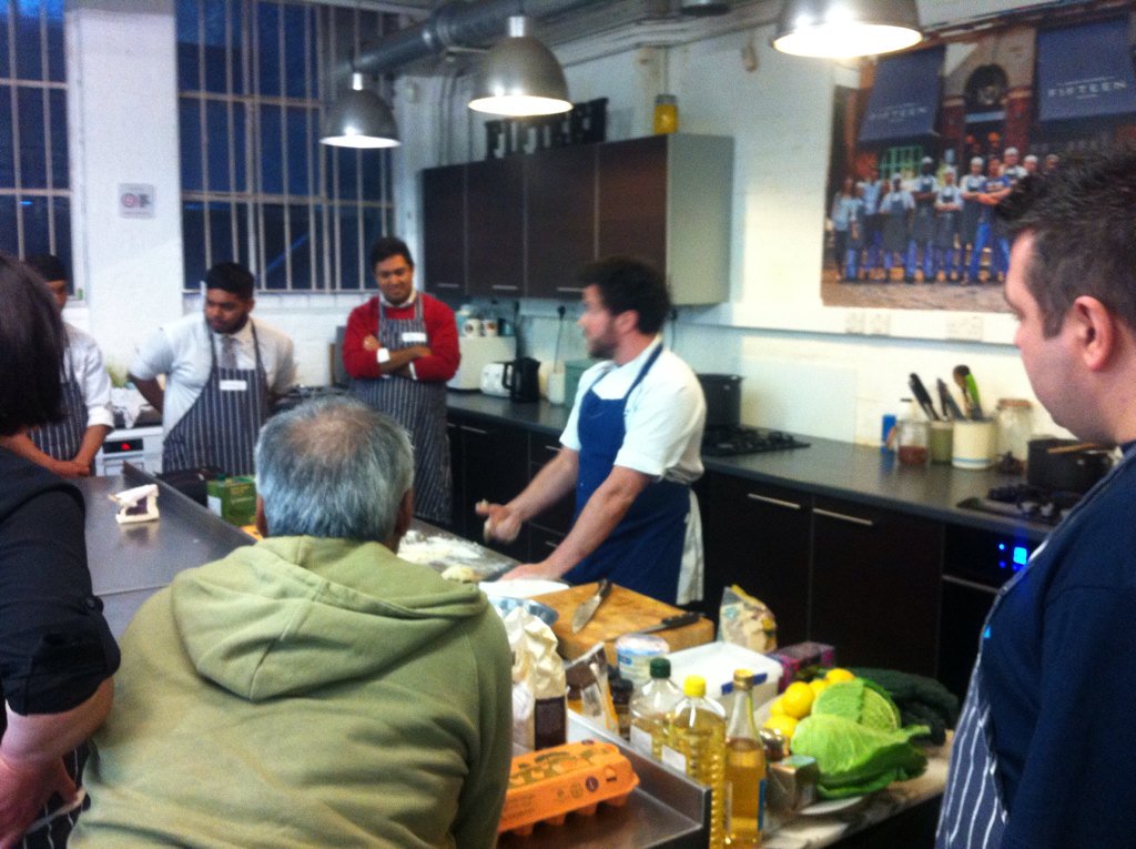 Futureversity's tweet image. Happening now: young people cooking at @JamiesFifteen w/ @salesforce volunteers! #Voltforce #nomnomnom
