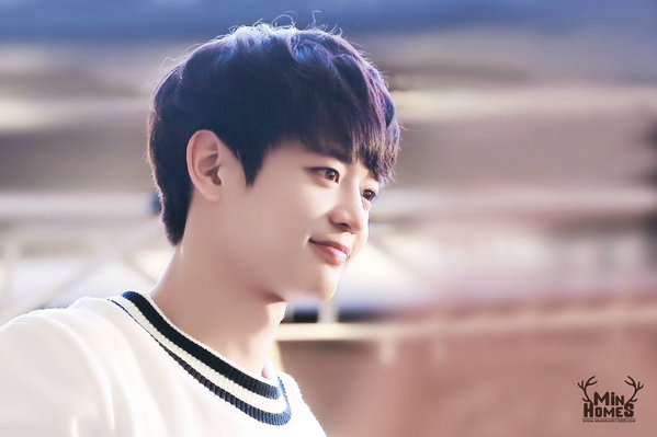 Happy birthday to the sweetest man alive choi minho, keep being awesome, love u  