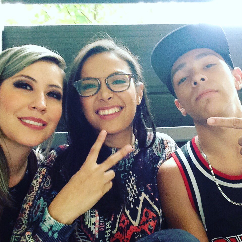 LuaCocoOficial's tweet photo. Aquรญ un recuerdo con nuestro amigo funkpopper โ๐ผ๏ธ๐ค๐๐ป๐๐๐๐ #LuaCoco https://t.co/Nq0yQ72QDD