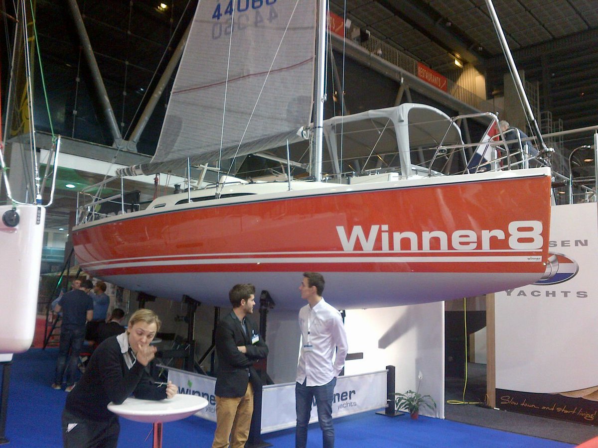 herve_marty's tweet photo. @VoileMagazine: Et le Voilier de l'année 2016 est ... mais 3e un Winner 8 de @WinnerYachts GLIZIG II au #nautic2015 https://t.co/2Ghy7CTYzV