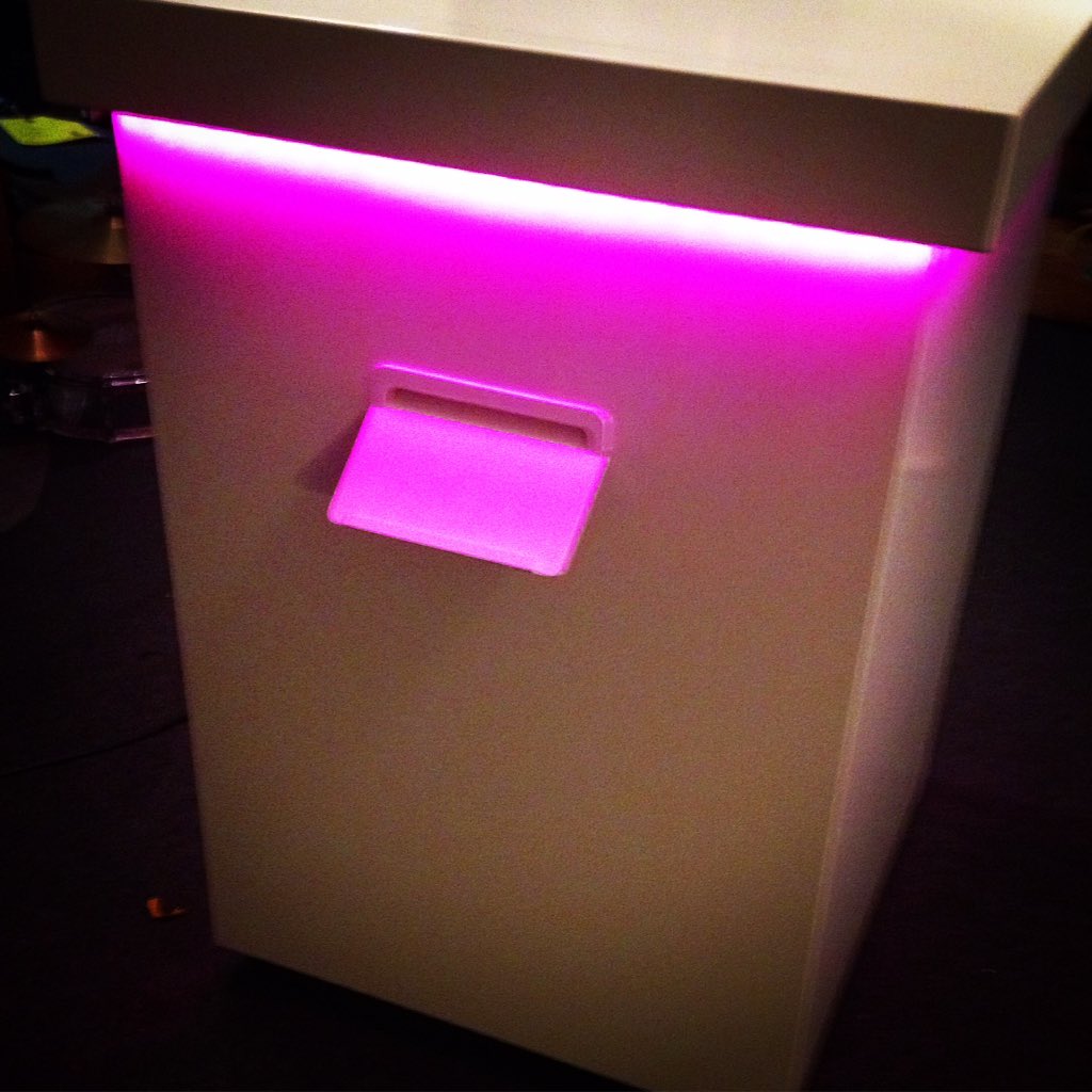 J2PhotoFactory's tweet image. Staat onze nieuwste HashTag printer binnenkort op uw #bruiloft of #event? j2-photofactory.com