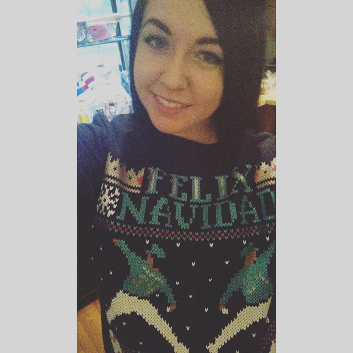 Ryan_Terese's tweet photo. Felix Navidad 😊🎄 @FreshBrewedSEA https://t.co/nyjWMlkvtE