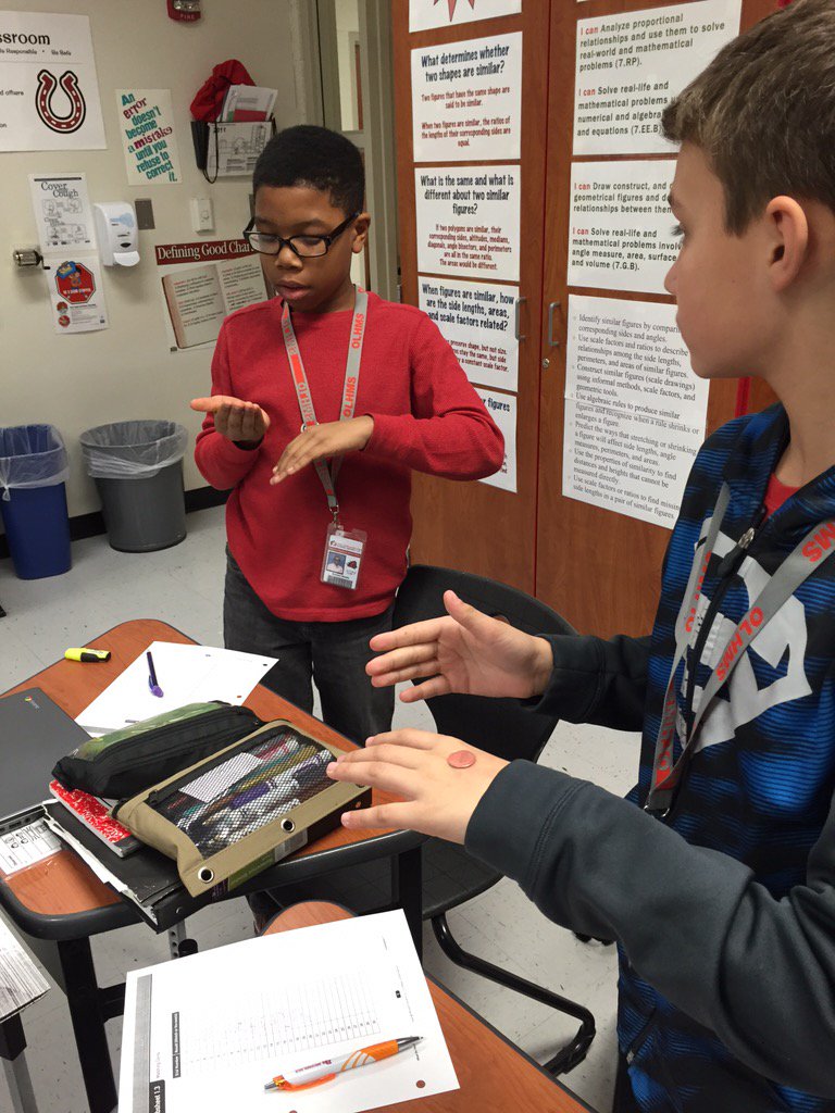 MrsKromphardt's tweet photo. Finding experimental probability with coin flipping. Some students used coins, others went digital. #OLHMS #d123 https://t.co/rt5Wd8KIi9