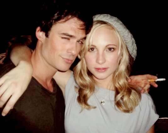 Hoje é o aniversário do Ian, companheiro de elenco e grande amigo da Candice. Happy Birthday Ian Somerhalder   