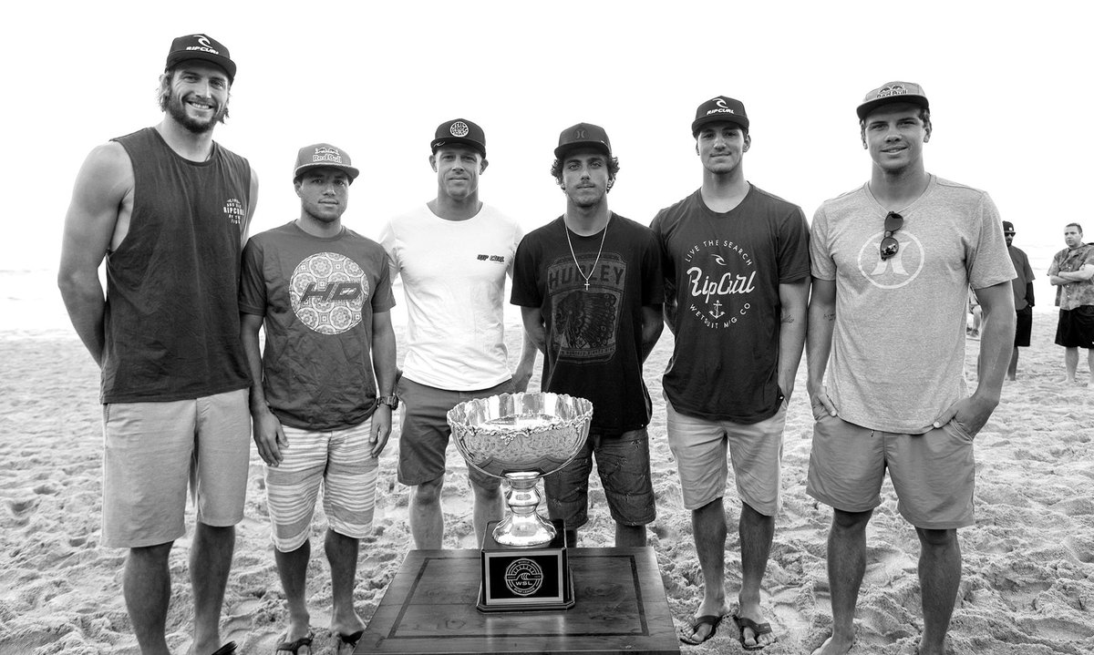 wsl's tweet photo. Six Contenders 🏆 One World Title. #BillabongPipeMasters #YouCantScriptThis https://t.co/YC9MRPYCwk