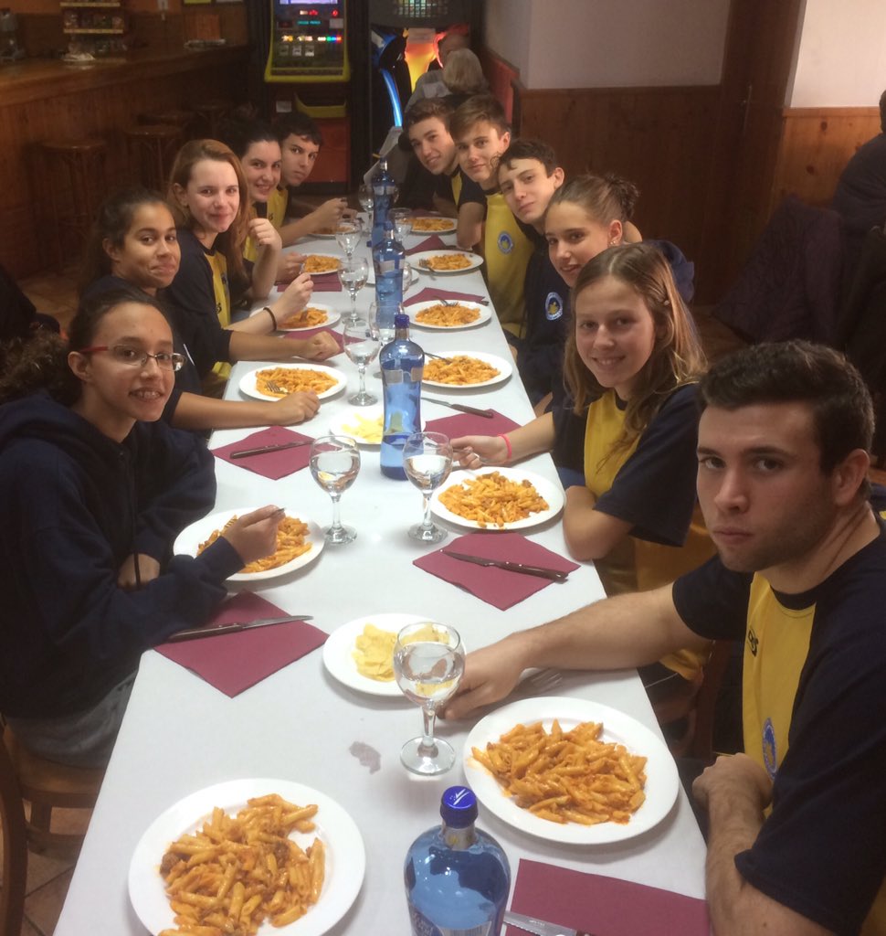 cnsantboi's tweet photo. Gran campeonato! Enhorabuena a todos los nadadores del Club Natacio Sant Boi. #campionatsCNSB https://t.co/wYS7F3SHwn