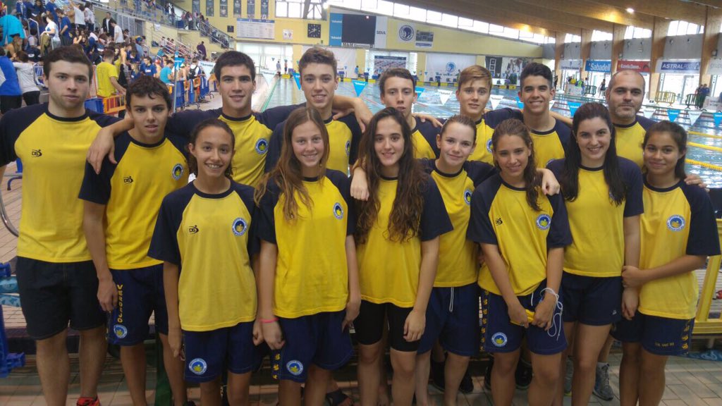 cnsantboi's tweet photo. Gran campeonato! Enhorabuena a todos los nadadores del Club Natacio Sant Boi. #campionatsCNSB https://t.co/wYS7F3SHwn
