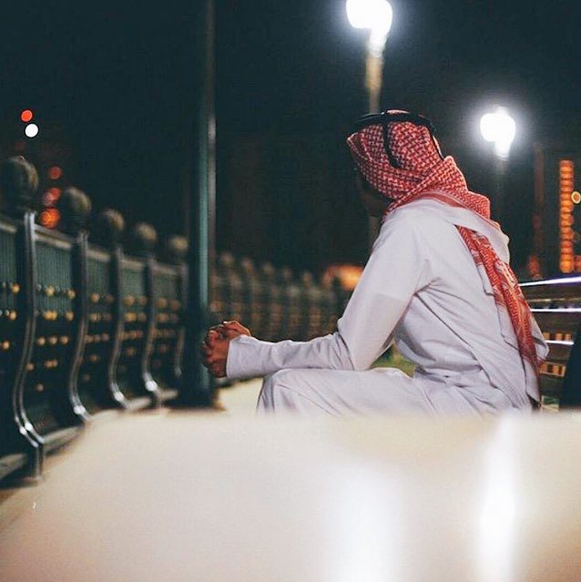it55h's tweet photo. ليـت مالھ فـي ذرى صـدري مجـال
وليـت لاجـا الليـل مـا يطــري علـي ، 
﴿ 💔🎵ء﴾ https://t.co/wGIP9j5w1E